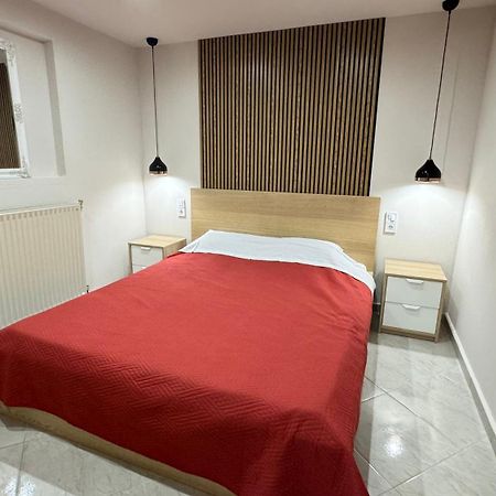 Virgin Rocks House Appartement Kalampáka Buitenkant foto