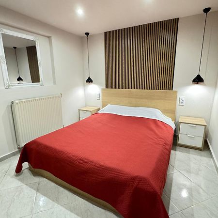 Virgin Rocks House Appartement Kalampáka Buitenkant foto